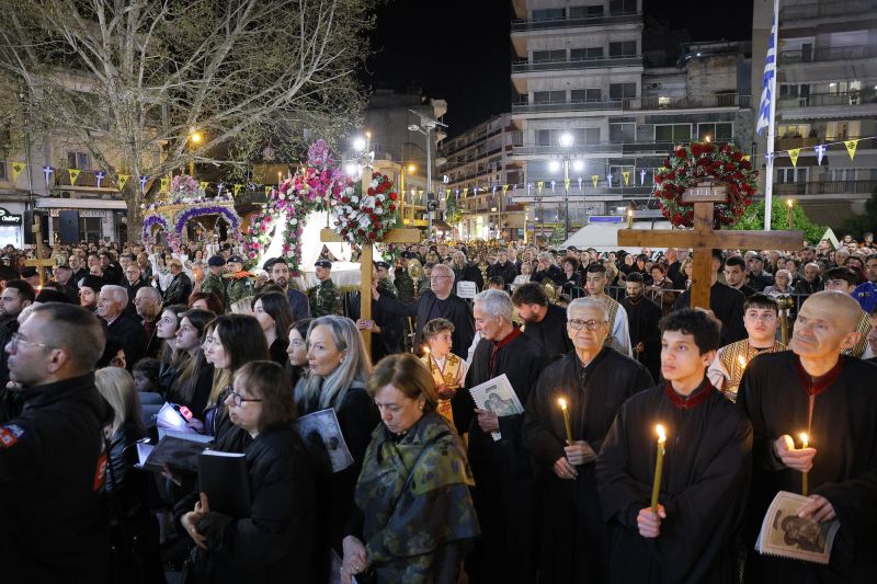  Η Ακολουθία του Επιταφίου στη Δράμα